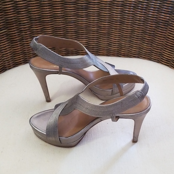 ELIE TAHARI Silver 4" Platform Stiletto Sz 7 - Picture 3 of 5